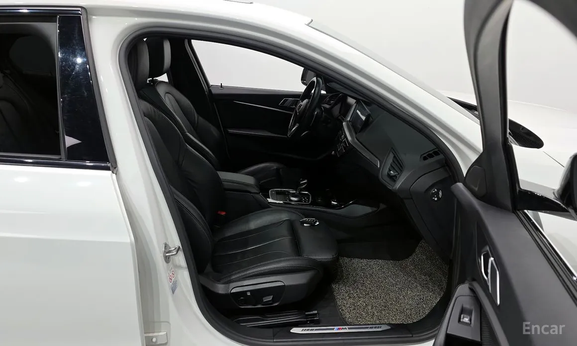 Фото 11 - BMW 1 Series