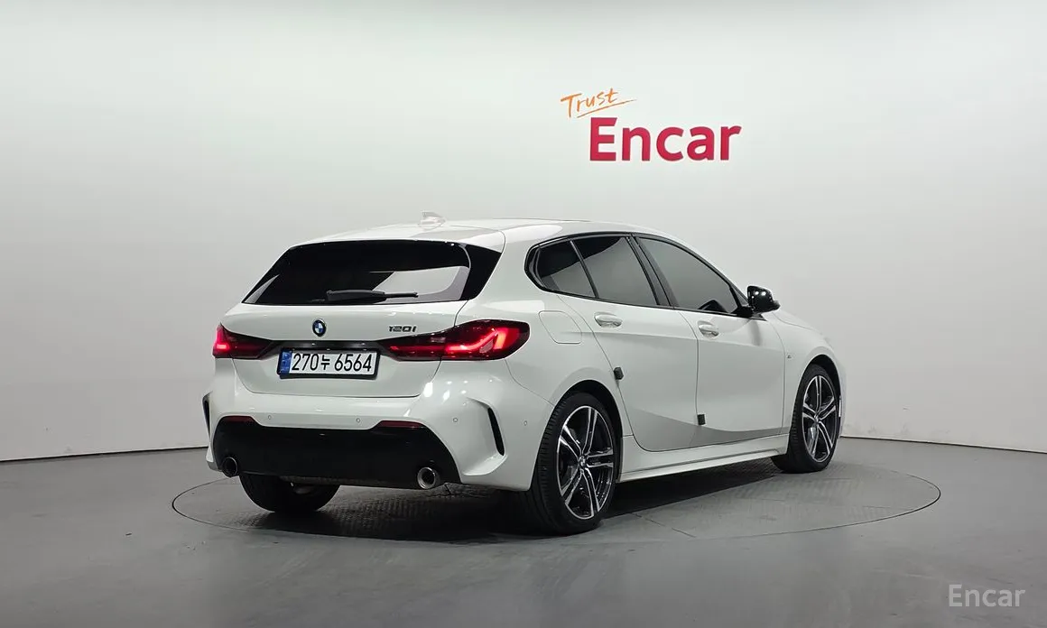 Фото 2 - BMW 1 Series