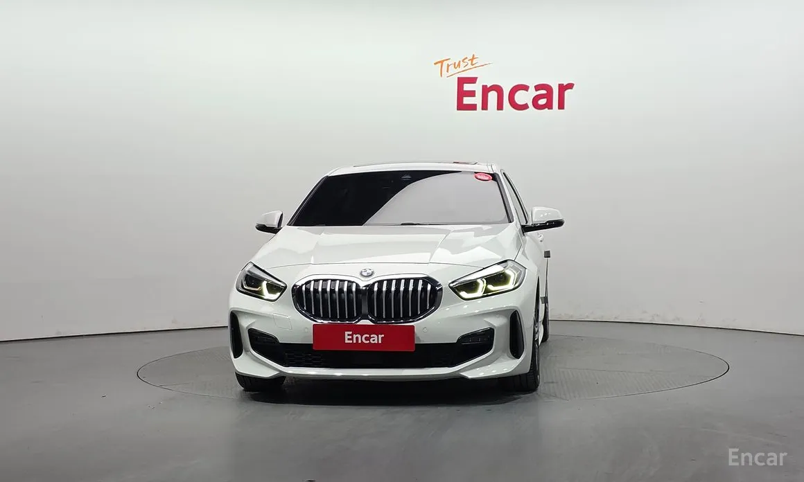 Фото 3 - BMW 1 Series