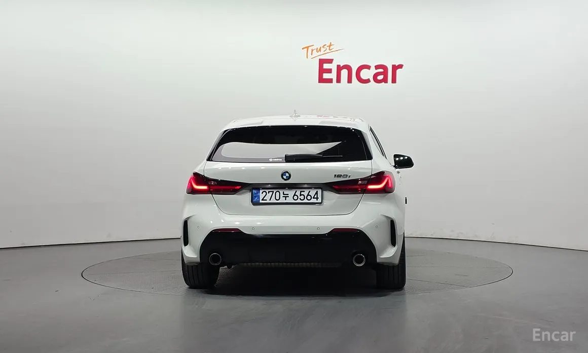 Фото 4 - BMW 1 Series