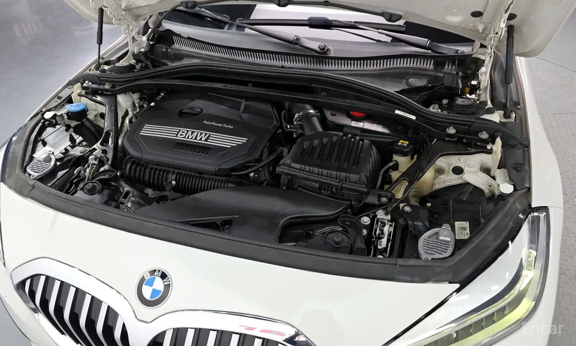 Фото 6 - BMW 1 Series