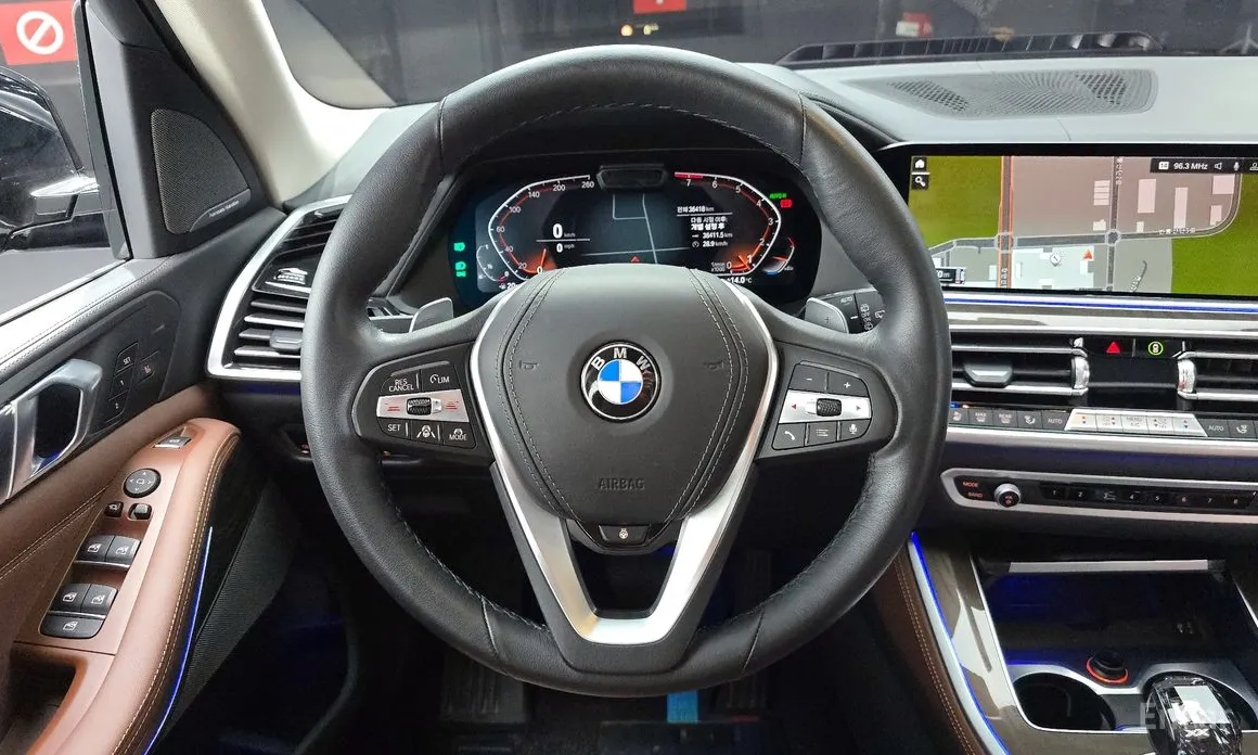 Фото 13 - BMW X5