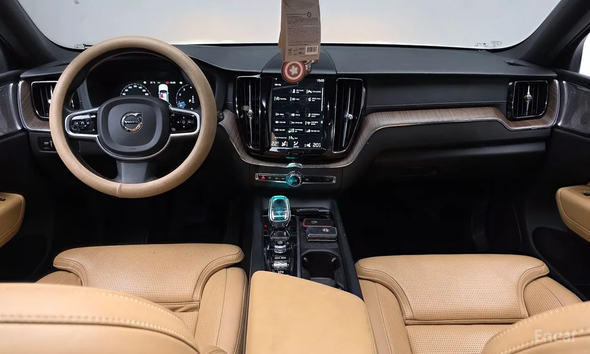 Фото 7 - Volvo XC60