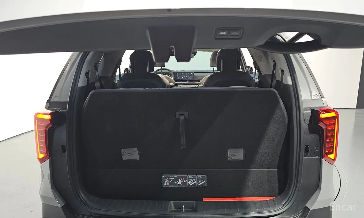 Фото 20 - Kia Carnival