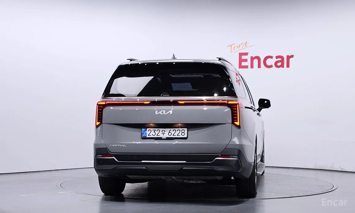 Фото 4 - Kia Carnival