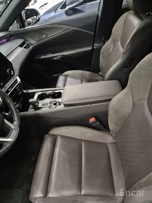 Фото 10 - Lexus RX