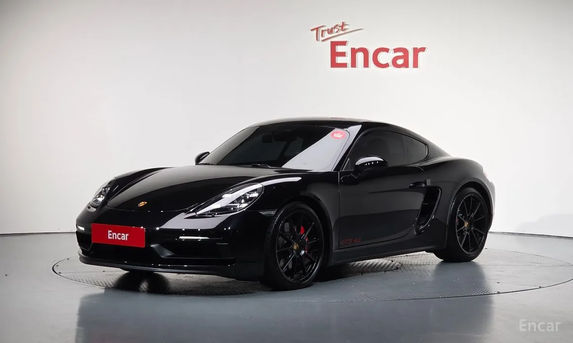 Фото 1 - Porsche 718