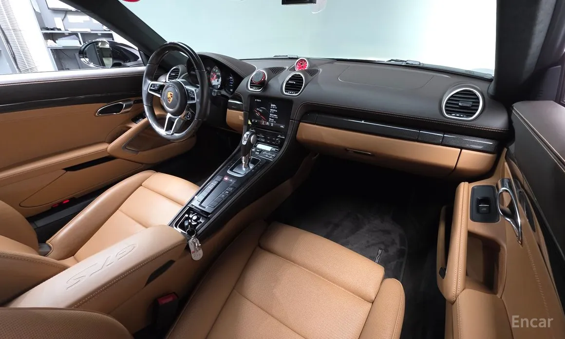 Фото 7 - Porsche 718