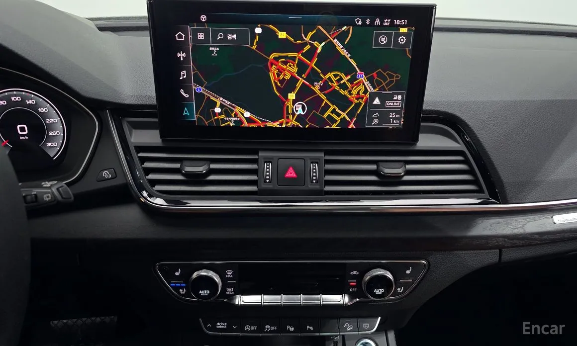 Фото 14 - Audi Q5