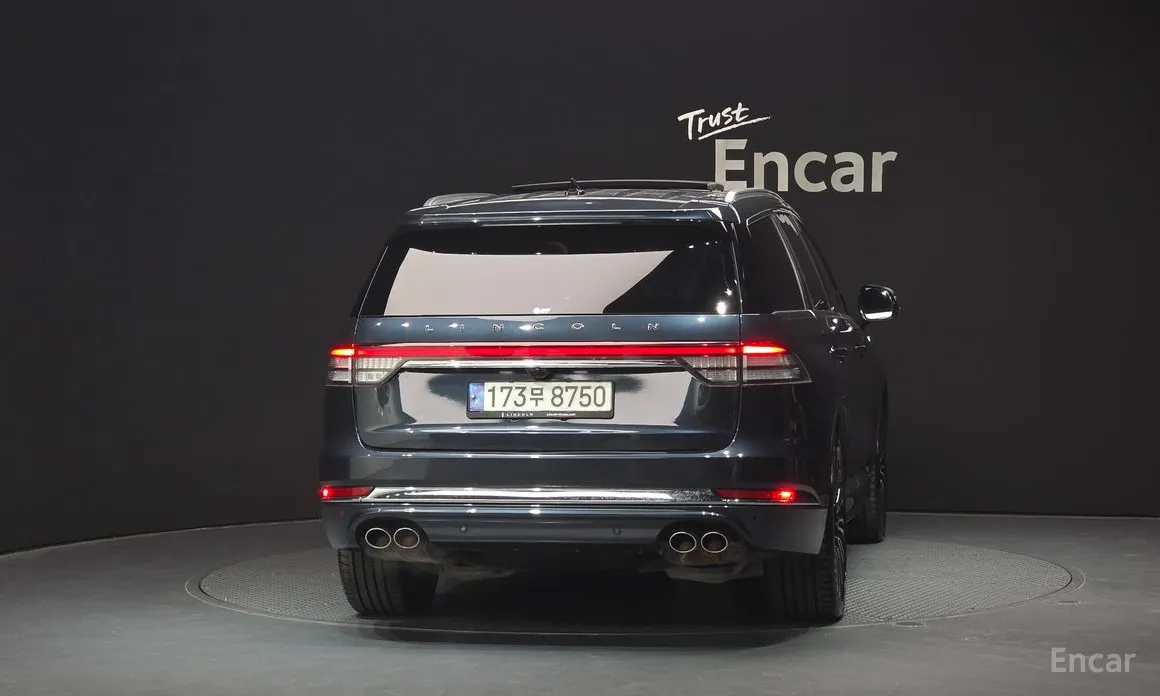 Фото 4 - Lincoln Aviator