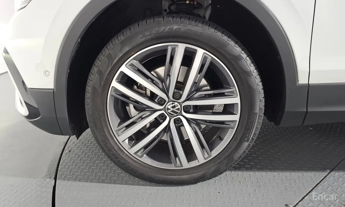 Фото 5 - Volkswagen Tiguan