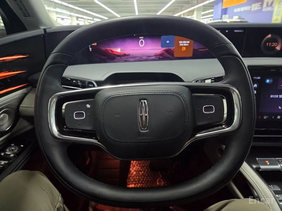 Фото 16 - Lincoln Nautilus