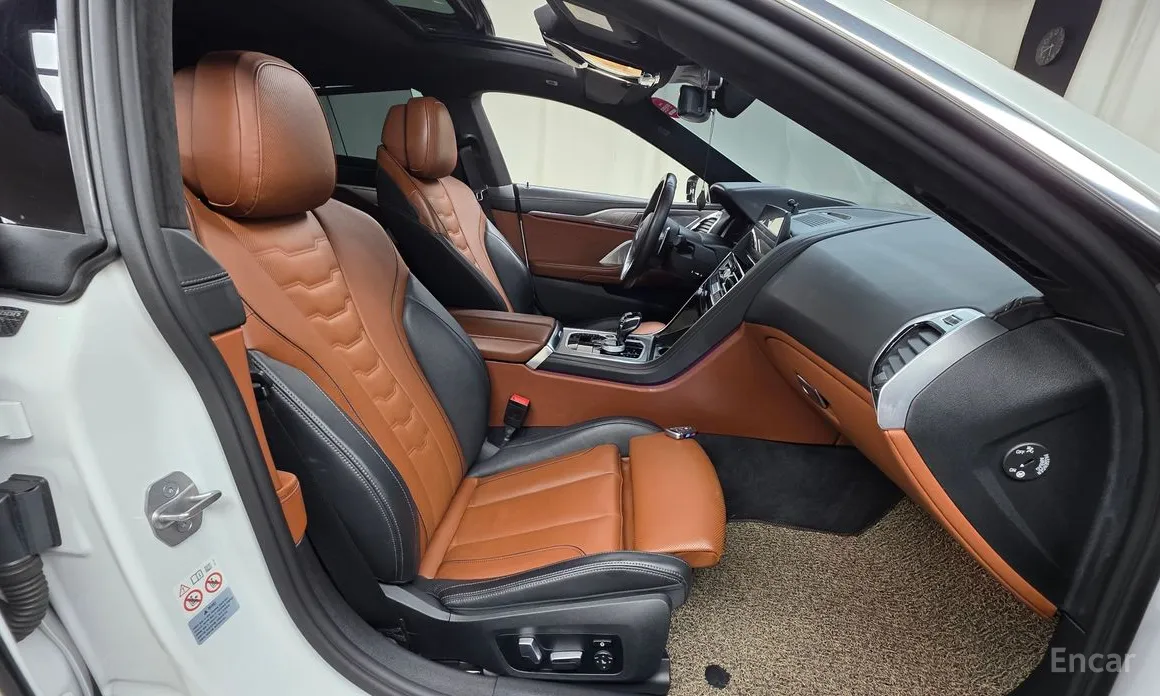 Фото 10 - BMW 8 Series