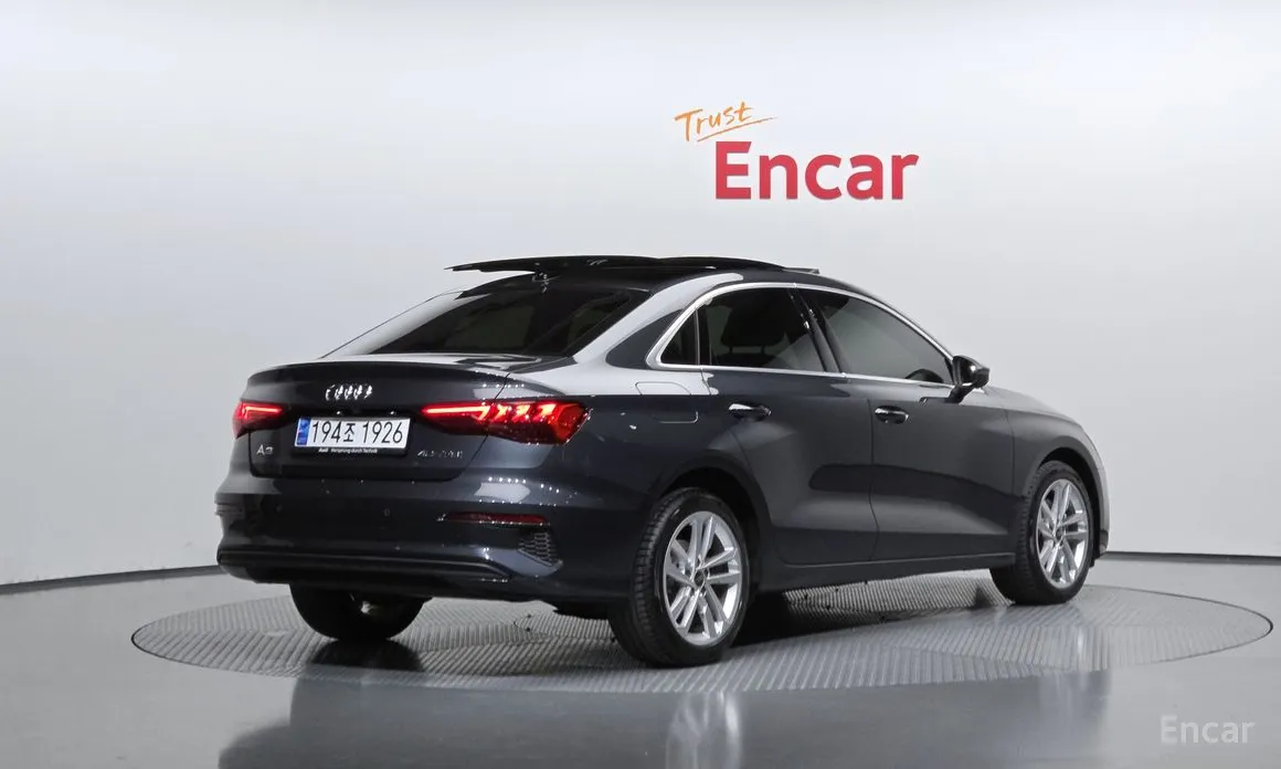 Фото 2 - Audi A3