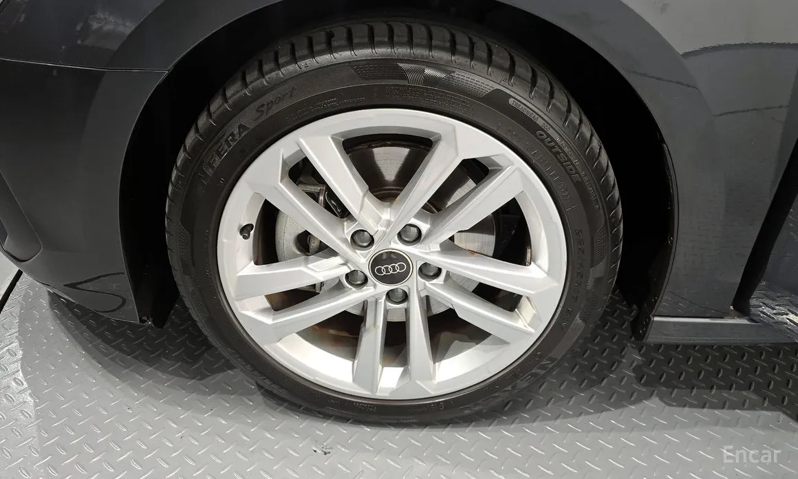 Фото 5 - Audi A3