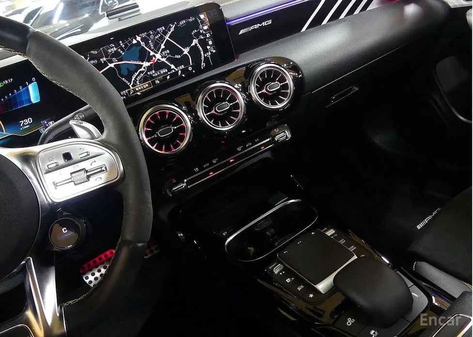 Фото 13 - Mercedes-Benz CLA-Class