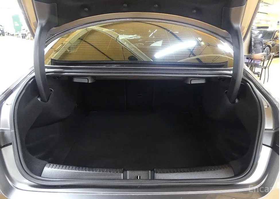 Фото 4 - Mercedes-Benz CLA-Class