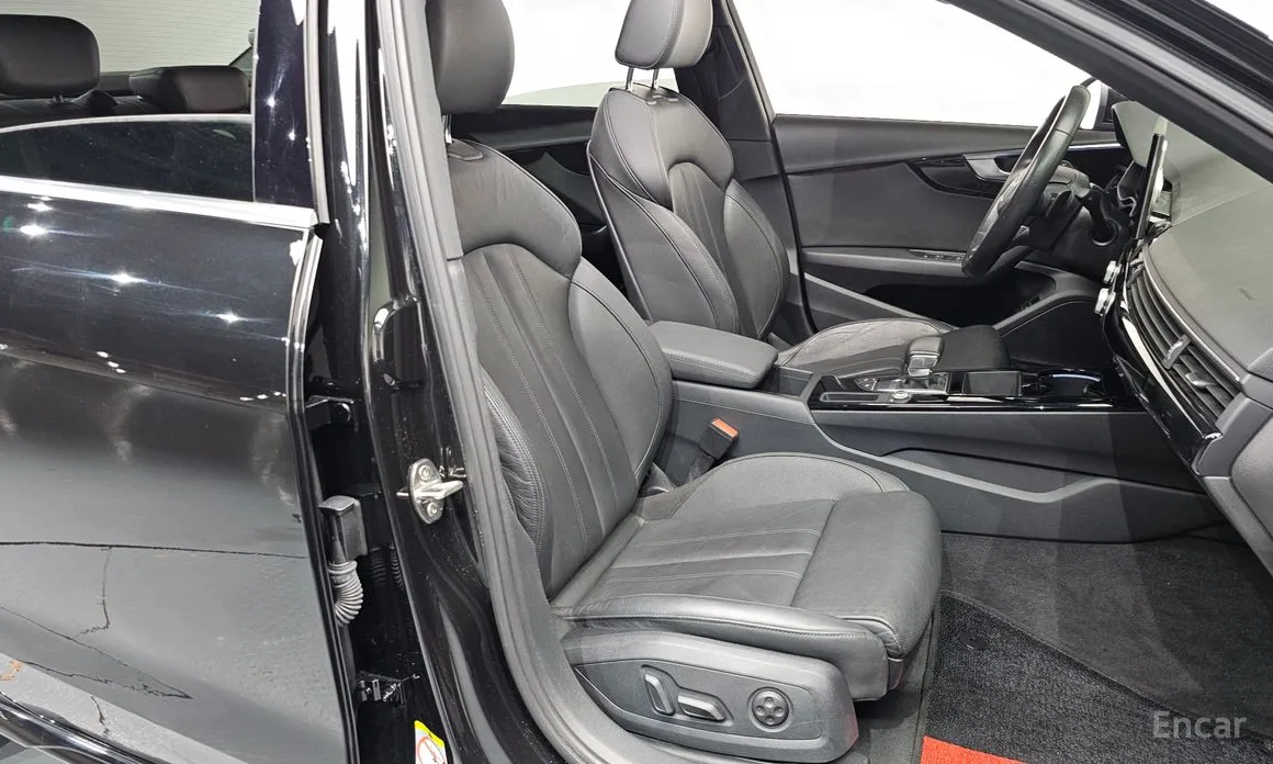 Фото 10 - Audi A4