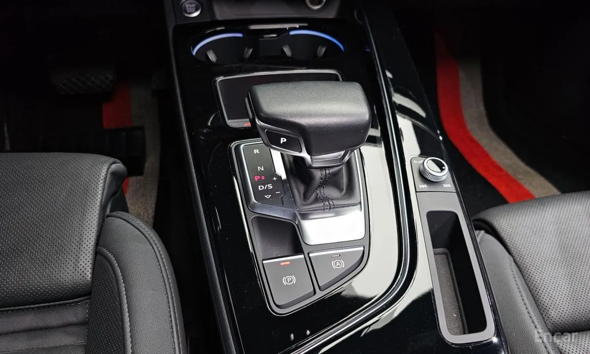 Фото 9 - Audi A4