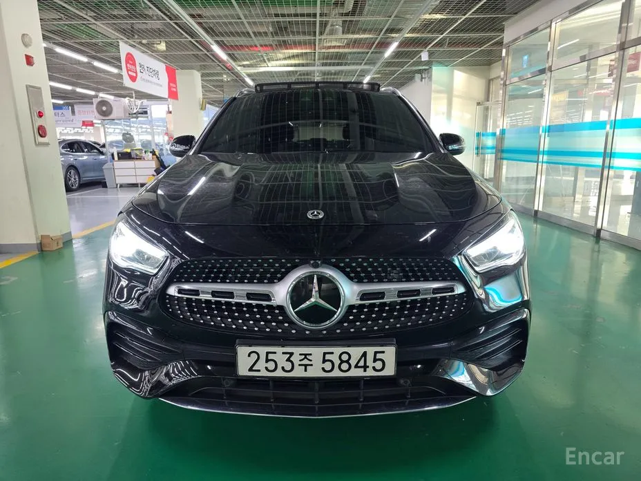 Фото 3 - Mercedes-Benz GLA-Class