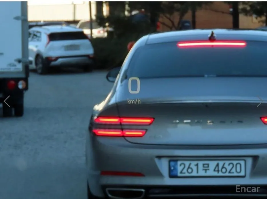 Фото 10 - Chevrolet Tahoe