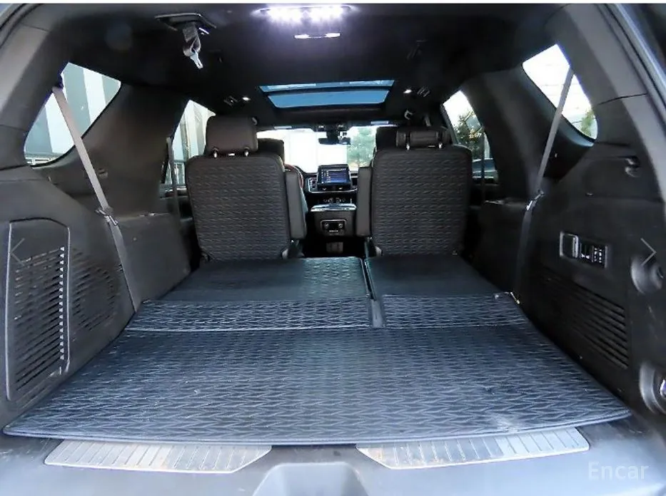 Фото 16 - Chevrolet Tahoe