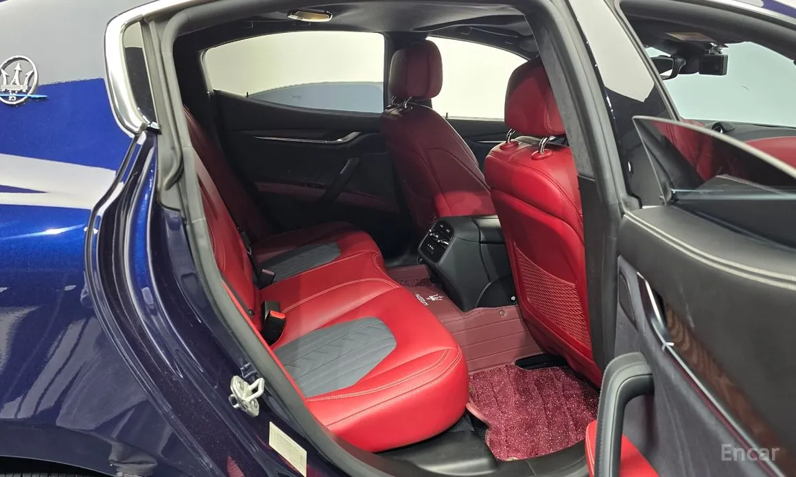 Фото 12 - Maserati Ghibli