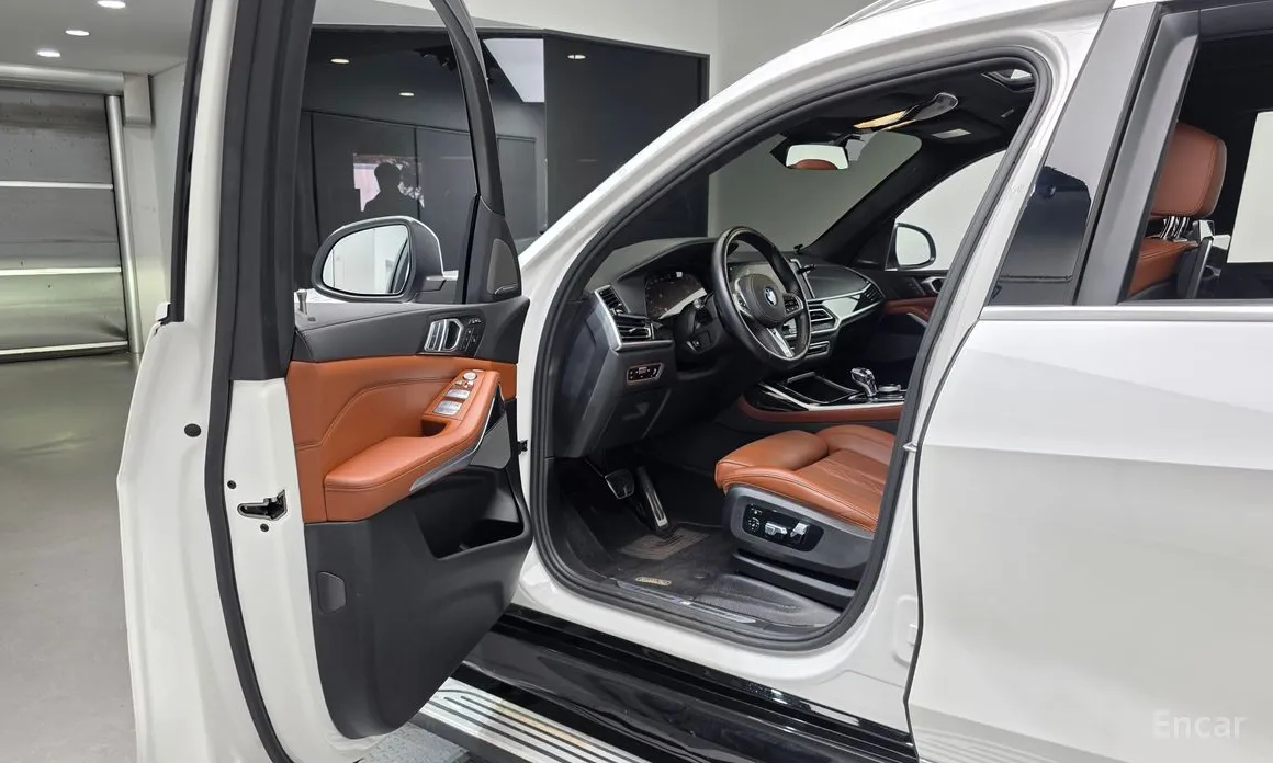 Фото 11 - BMW X7