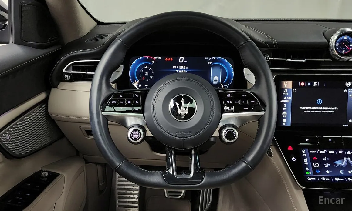 Фото 13 - Maserati Grecale