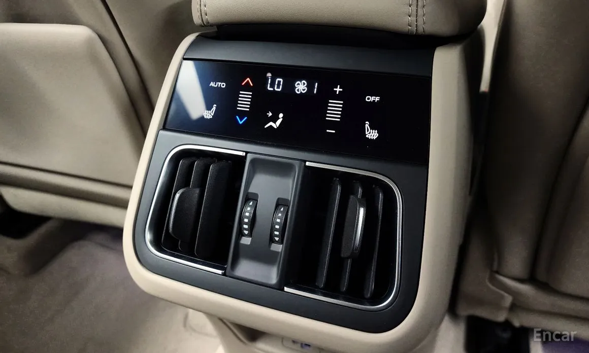 Фото 19 - Maserati Grecale