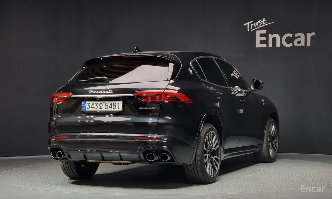 Фото 2 - Maserati Grecale