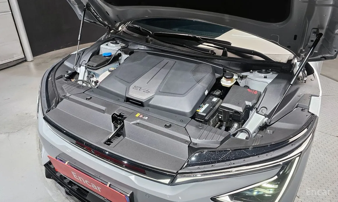 Фото 6 - Kia EV6