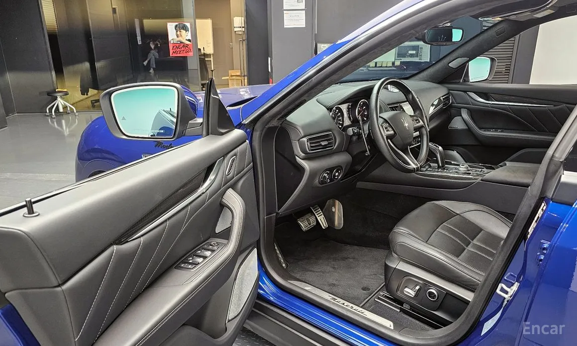 Фото 10 - Maserati Levante