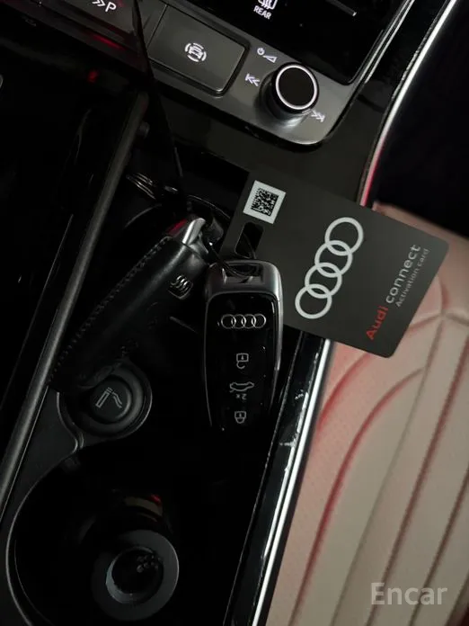 Фото 16 - Audi Q7