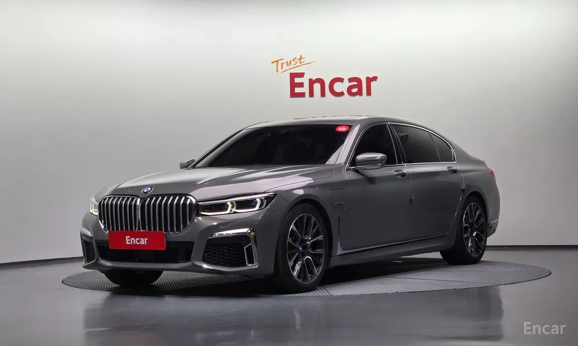 Фото 1 - BMW 7 Series