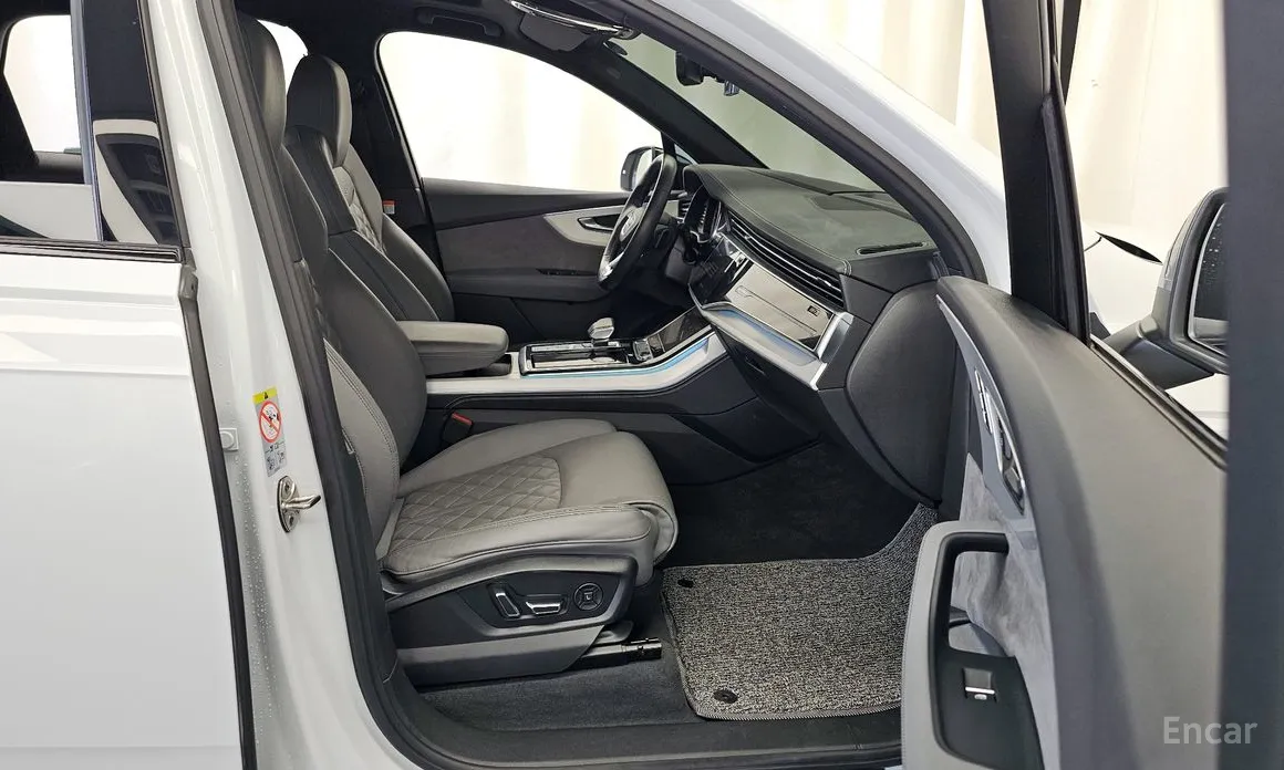 Фото 11 - Audi Q7