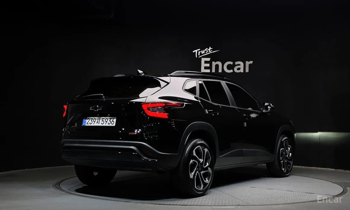 Фото 2 - Chevrolet Trax