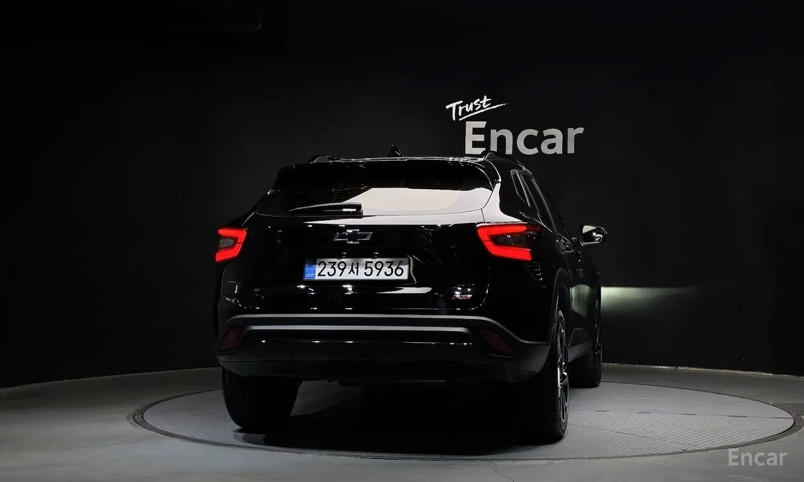 Фото 4 - Chevrolet Trax