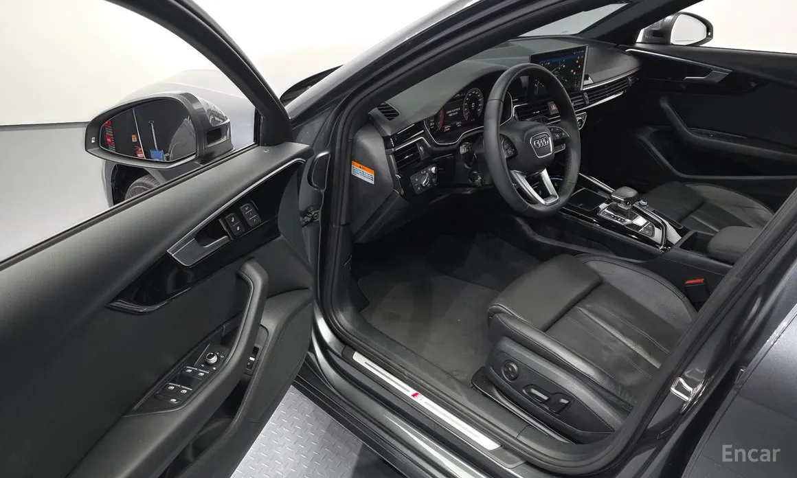 Фото 11 - Audi A4