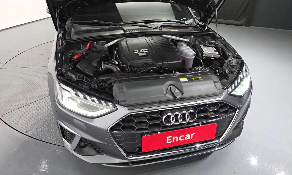 Фото 6 - Audi A4