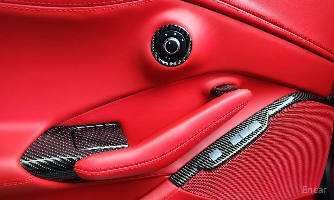 Фото 18 - Ferrari Portofino