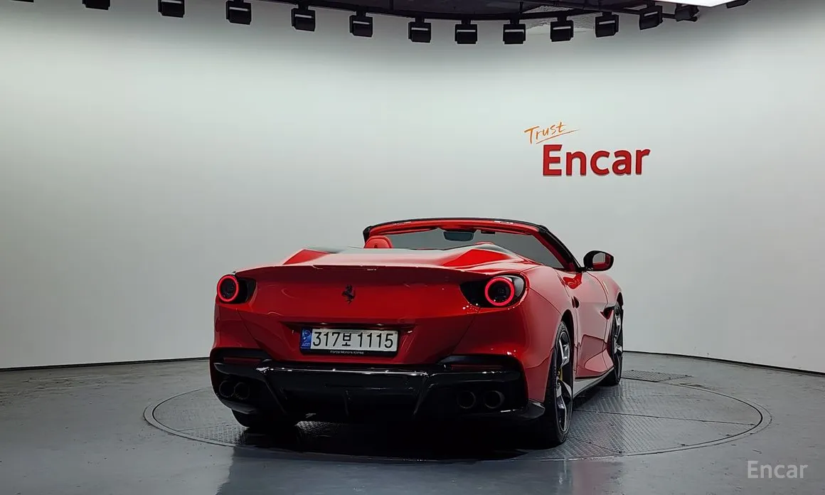 Фото 4 - Ferrari Portofino