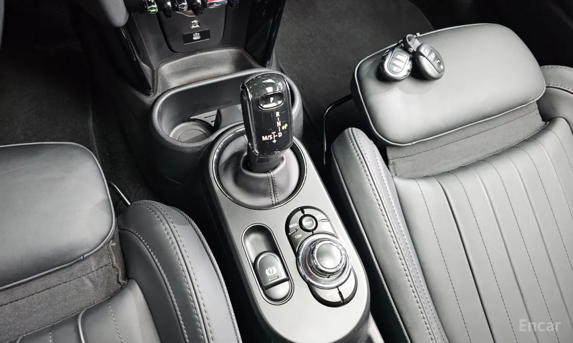 Фото 9 - Mini Cooper