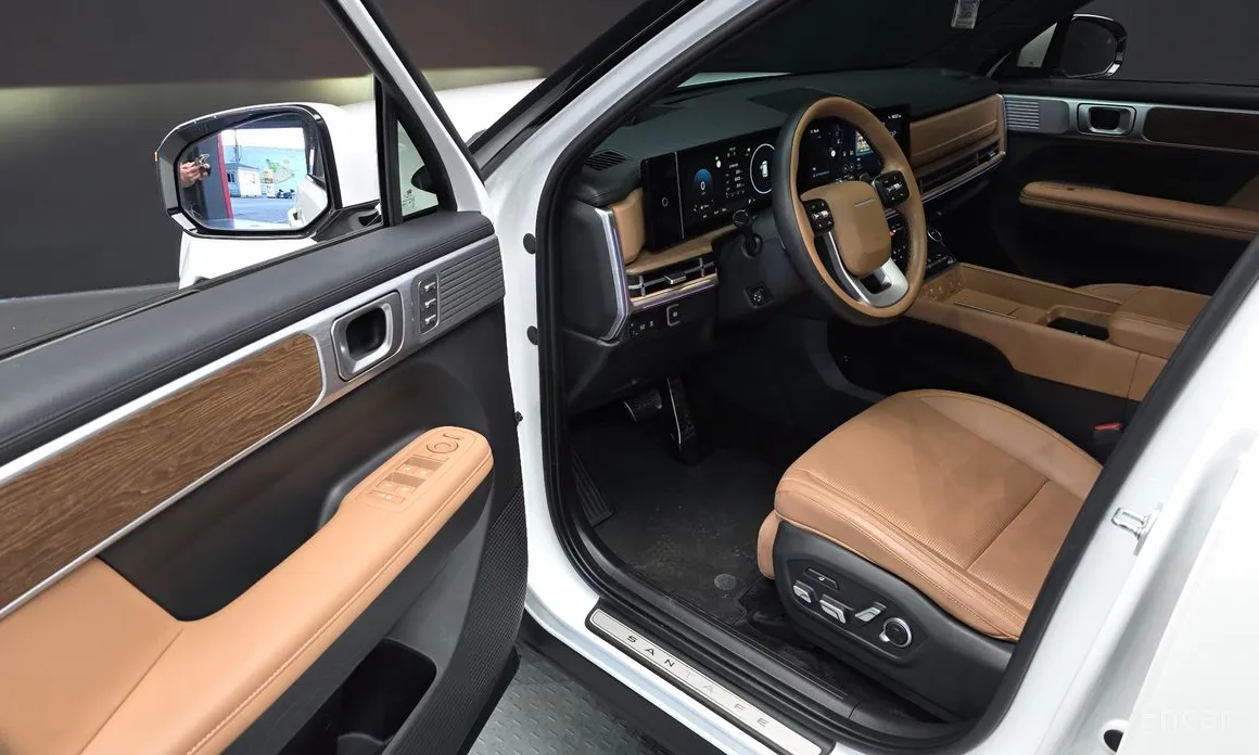 Фото 12 - Hyundai Santa Fe