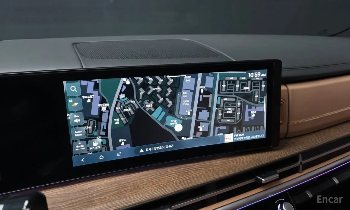 Фото 15 - Hyundai Santa Fe