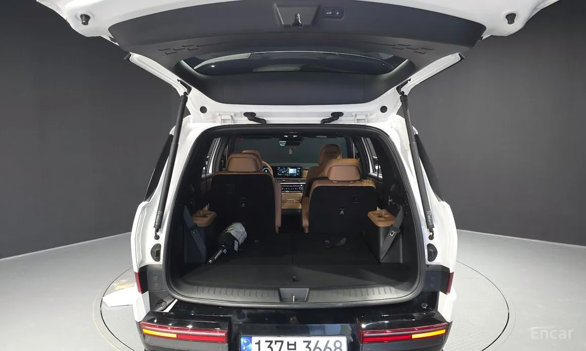 Фото 20 - Hyundai Santa Fe