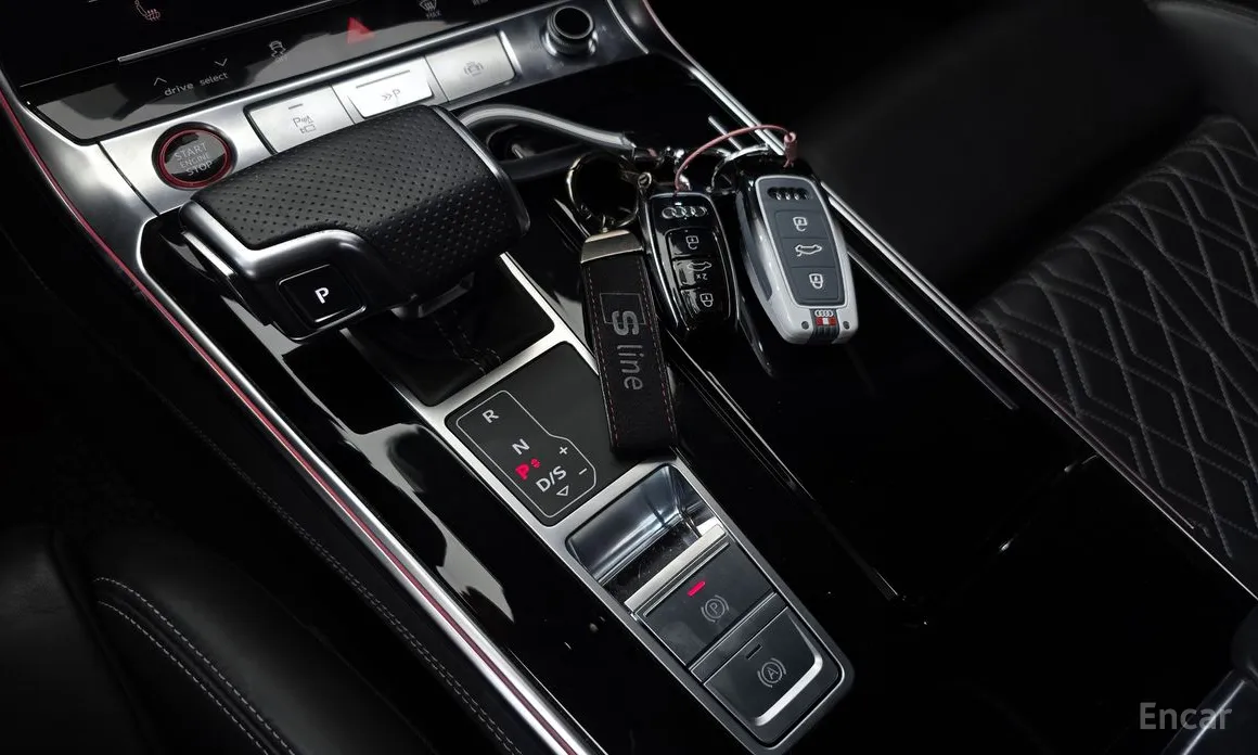 Фото 9 - Audi S7