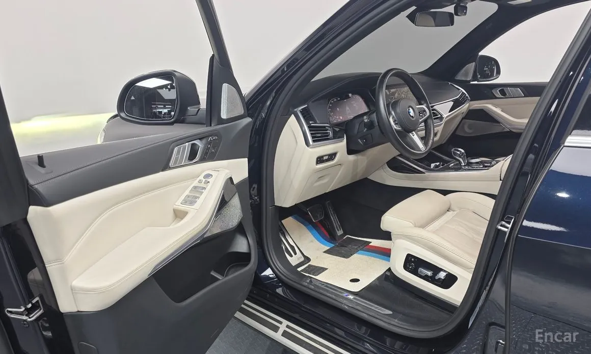 Фото 11 - BMW X7