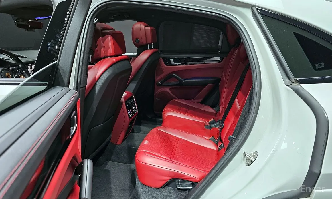 Фото 12 - Porsche Cayenne