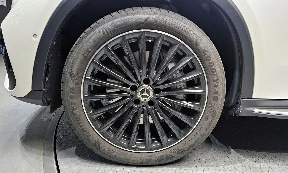 Фото 5 - Mercedes-Benz GLC-Class